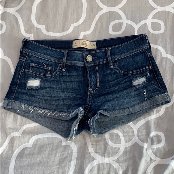 Hollister Pants - Hollister short short size 5